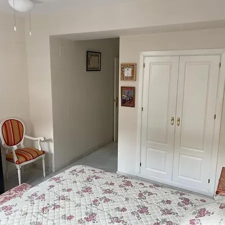 Downtown Cozy For Four Apartment
